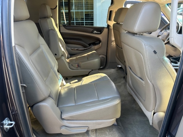 Chevrolet Suburban LT 4WD 2015