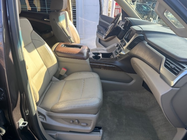 Chevrolet Suburban LT 4WD 2015