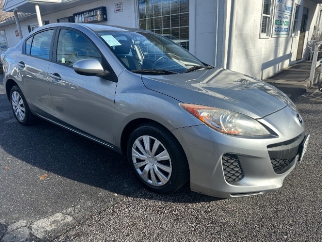 Mazda MAZDA3 i SV AT 4-Door 2013