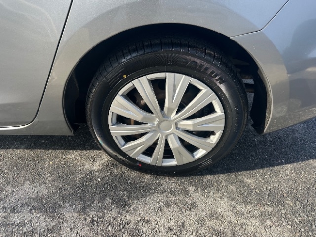 Mazda MAZDA3 i SV AT 4-Door 2013