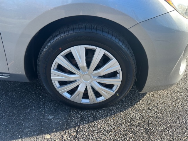 Mazda MAZDA3 i SV AT 4-Door 2013