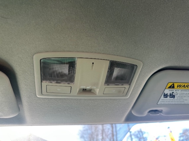 Mazda MAZDA3 i SV AT 4-Door 2013