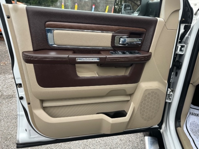 RAM 3500 Laramie Crew Cab LWB 4WD 2014