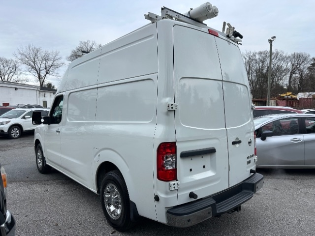 Nissan NV Cargo 2500 HD S V8 High Roof 2016