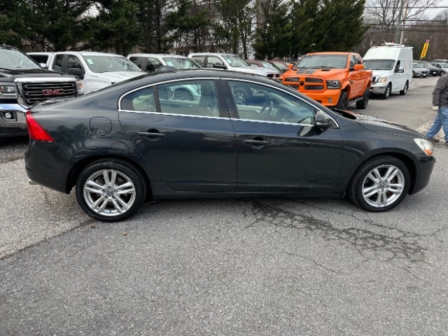 Volvo S40 T5 AWD 2013