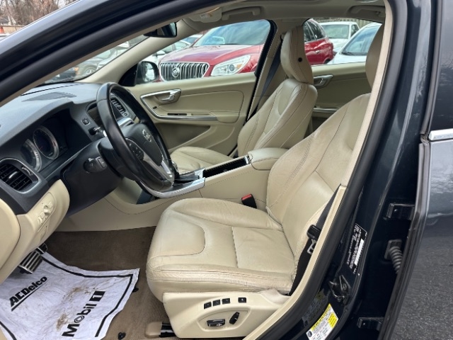 Volvo S40 T5 AWD 2013