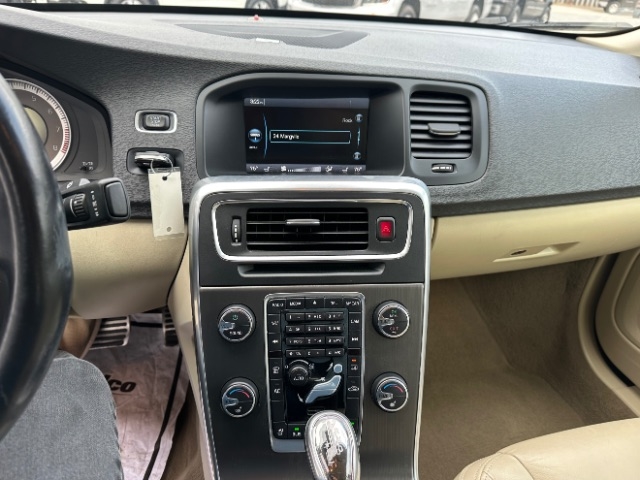 Volvo S40 T5 AWD 2013