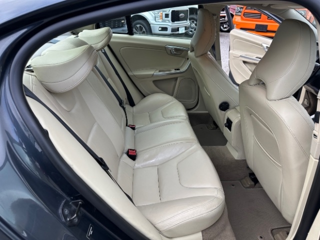 Volvo S40 T5 AWD 2013