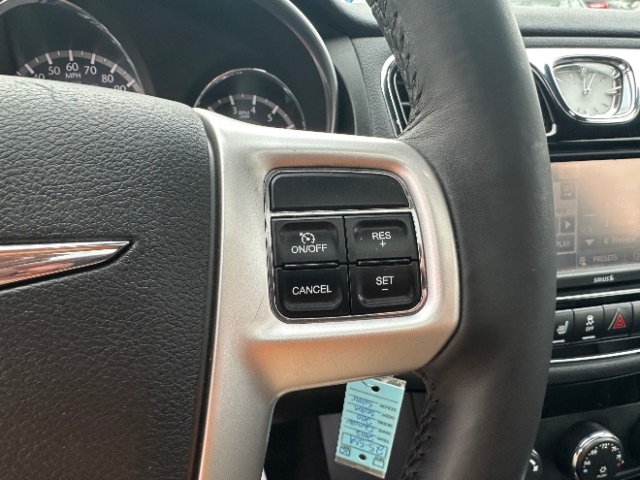 Chrysler 200 Limited 2012