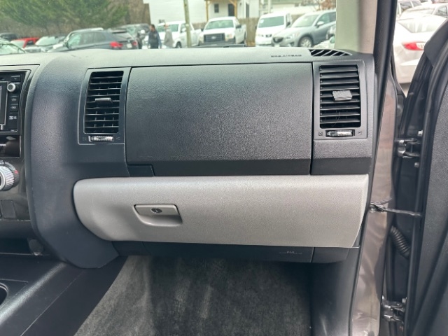 Toyota Sequoia Limited 4WD 2014