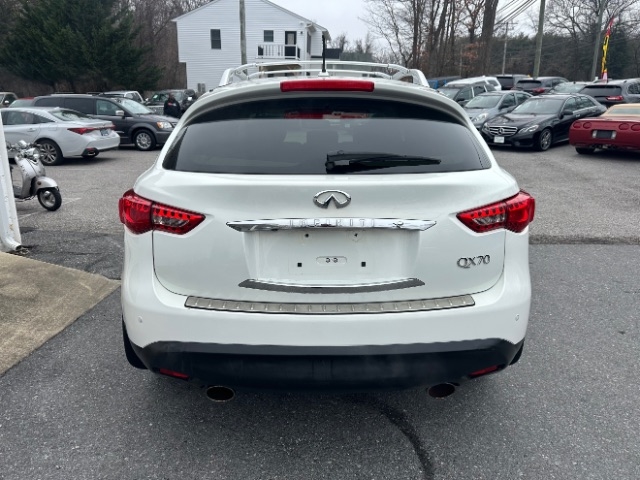 Infiniti QX70 Base AWD 2016