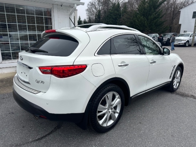 Infiniti QX70 Base AWD 2016