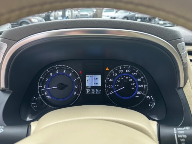 Infiniti QX70 Base AWD 2016