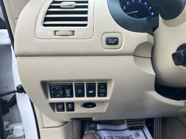 Infiniti QX70 Base AWD 2016