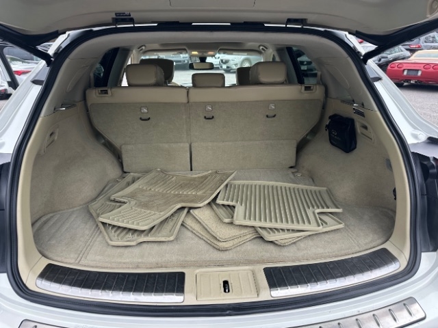 Infiniti QX70 Base AWD 2016