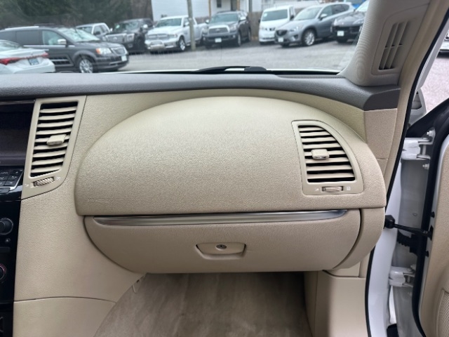 Infiniti QX70 Base AWD 2016