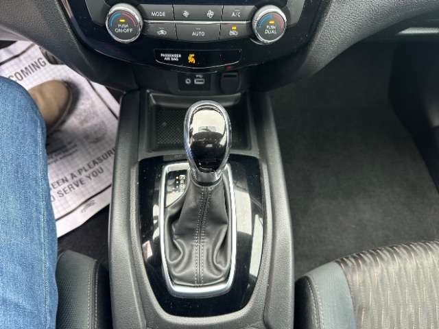 Nissan Rogue SV AWD 2018