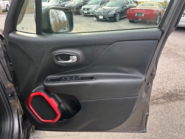 Jeep Renegade Trailhawk 2016