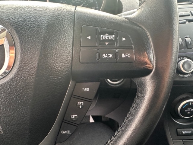 Mazda MAZDA3 i Touring AT 5-Door 2013