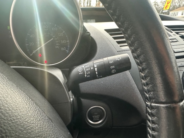 Mazda MAZDA3 i Touring AT 5-Door 2013