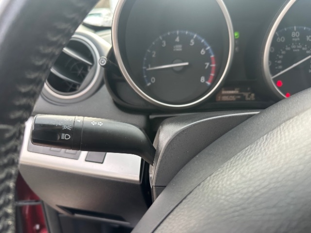 Mazda MAZDA3 i Touring AT 5-Door 2013