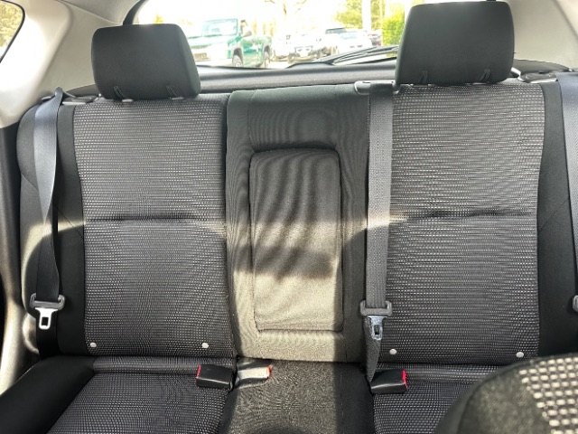 Mazda MAZDA3 i Touring AT 5-Door 2013