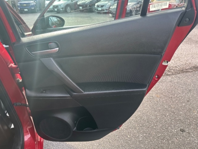 Mazda MAZDA3 i Touring AT 5-Door 2013