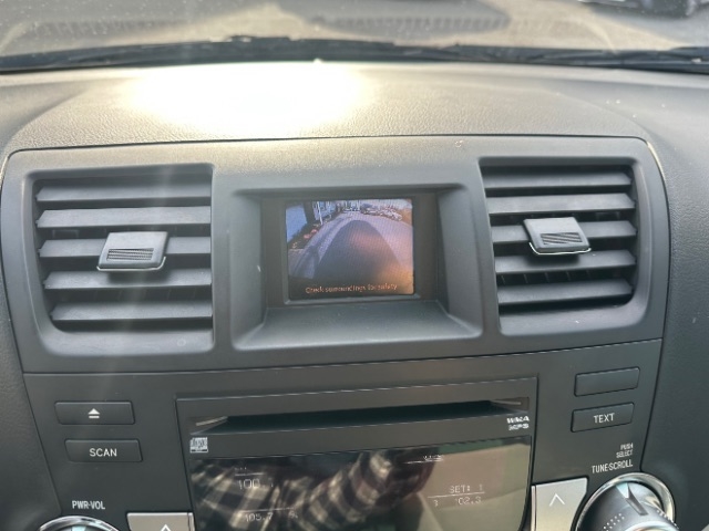 Toyota Highlander Base 4WD 2012