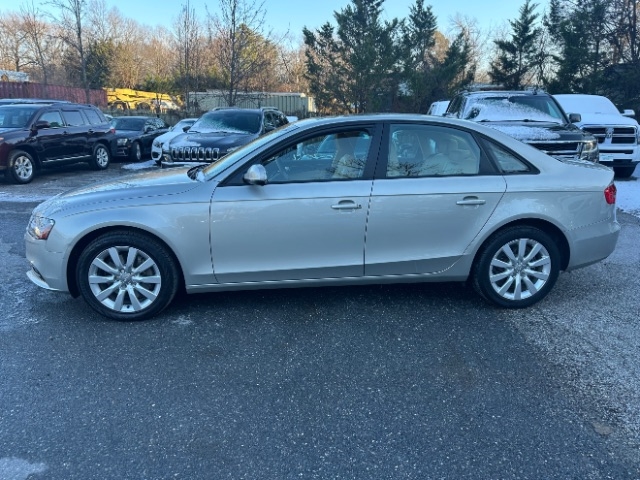 Audi A4 2.0T Sedan quattro Tiptronic 2014