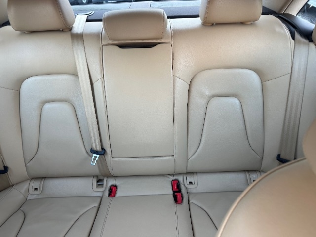 Audi A4 2.0T Sedan quattro Tiptronic 2014