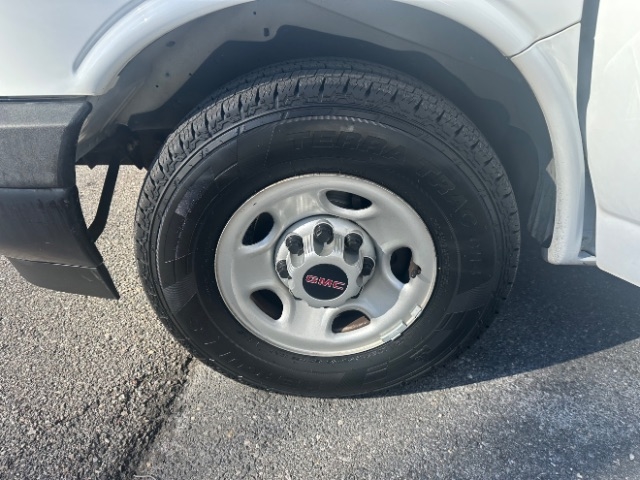 GMC Savana G3500 139 in. 2018