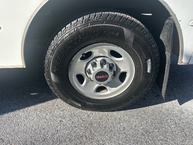 GMC Savana G3500 139 in. 2018