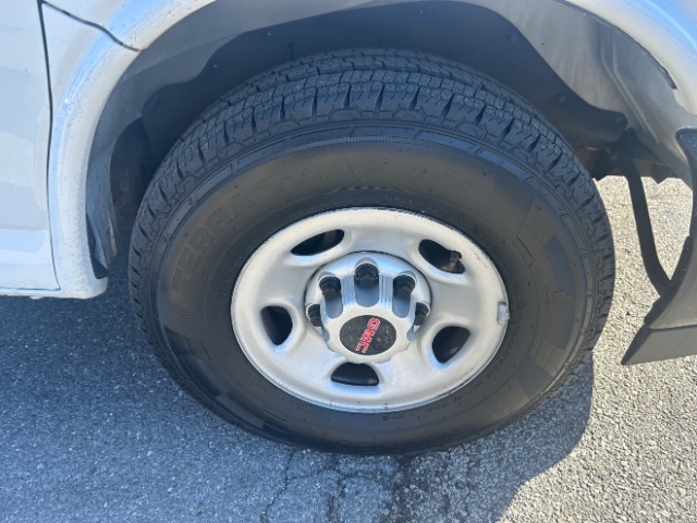 GMC Savana G3500 139 in. 2018