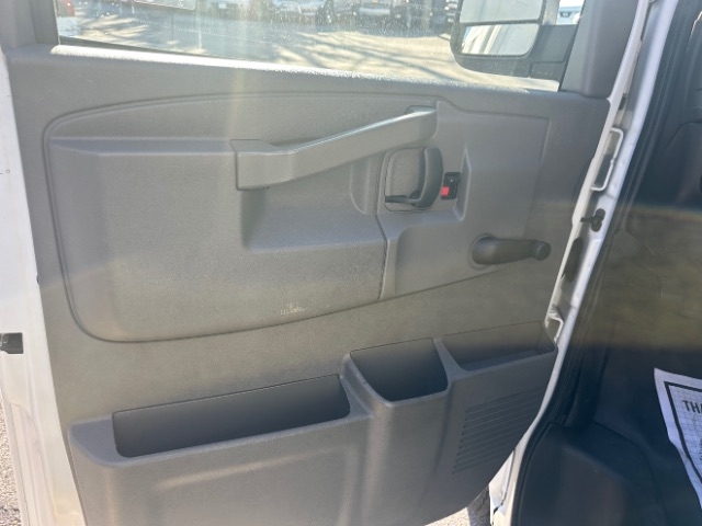 GMC Savana G3500 139 in. 2018