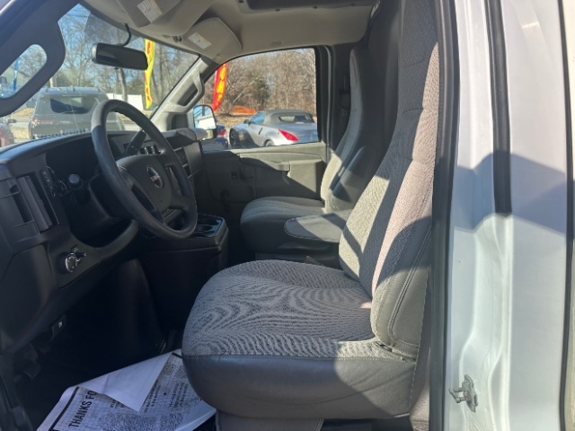 GMC Savana G3500 139 in. 2018