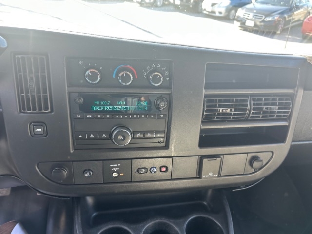 GMC Savana G3500 139 in. 2018