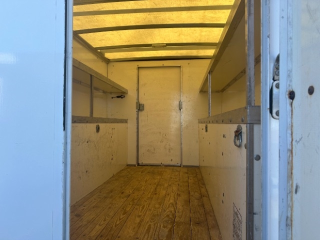 GMC Savana G3500 139 in. 2018