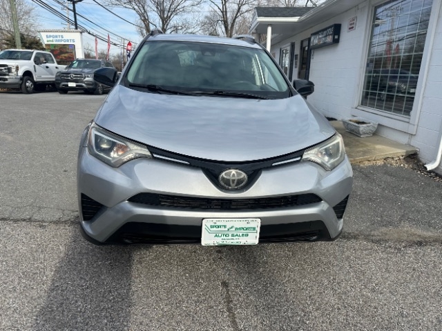 Toyota RAV4 LE AWD 2017
