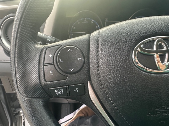 Toyota RAV4 LE AWD 2017