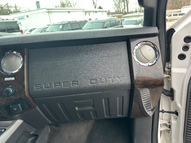 Ford F-250 SD Lariat Crew Cab 4WD 2016