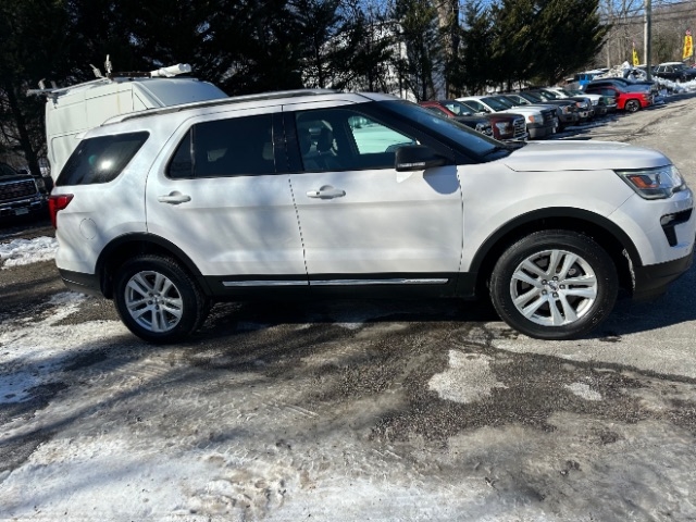 Ford Explorer XLT 4WD 2019