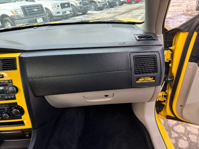 Dodge Charger R/T 2006