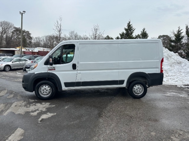 RAM Promaster 1500 Low Roof Tradesman 136-in. WB 2016