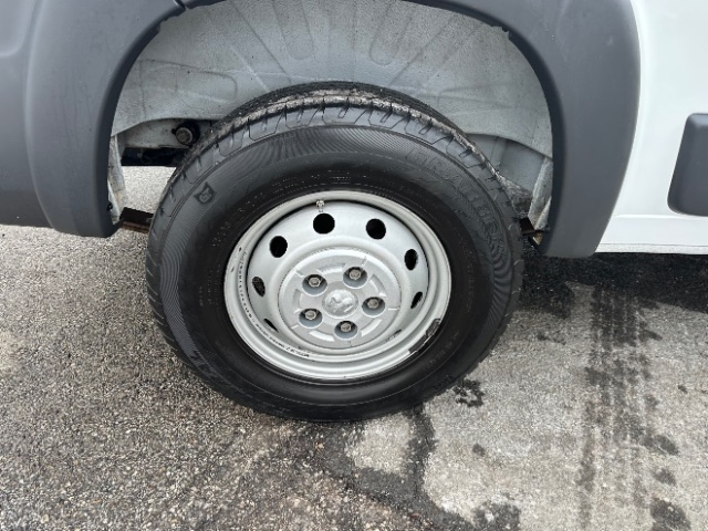 RAM Promaster 1500 Low Roof Tradesman 136-in. WB 2016