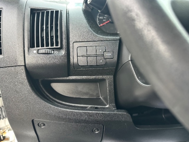 RAM Promaster 1500 Low Roof Tradesman 136-in. WB 2016