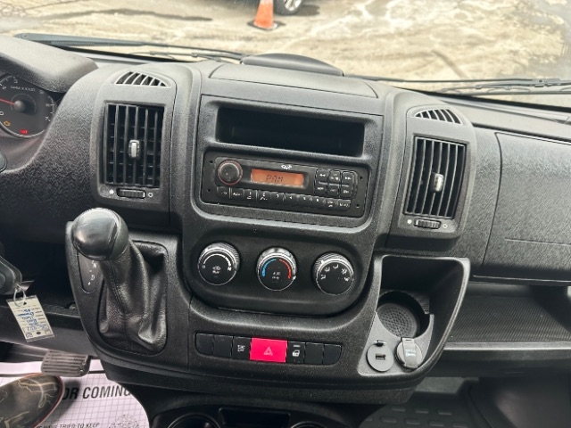 RAM Promaster 1500 Low Roof Tradesman 136-in. WB 2016