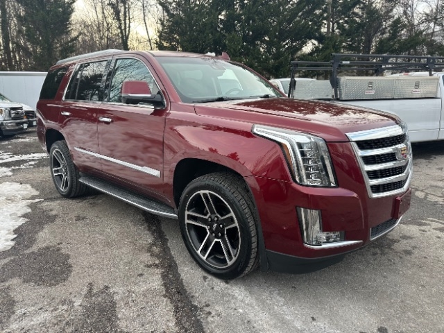 Cadillac Escalade Luxury 4WD 2017