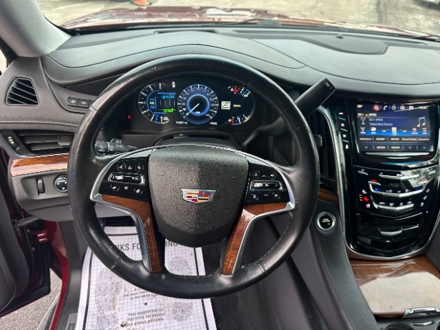 Cadillac Escalade Luxury 4WD 2017