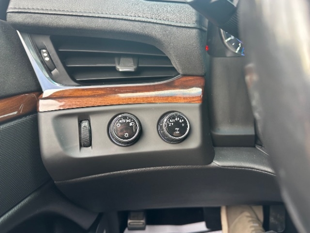 Cadillac Escalade Luxury 4WD 2017