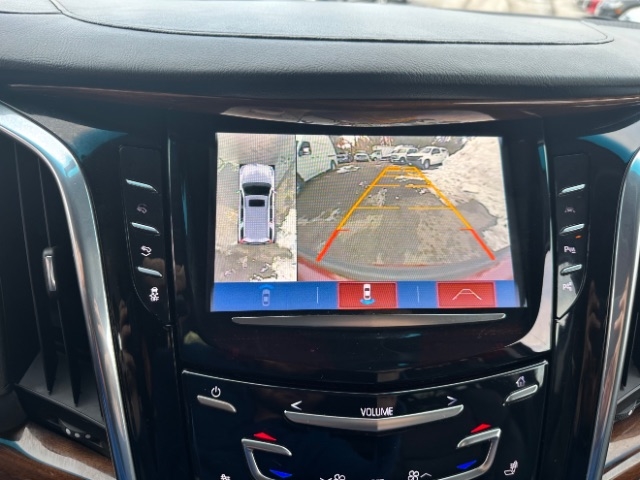 Cadillac Escalade Luxury 4WD 2017